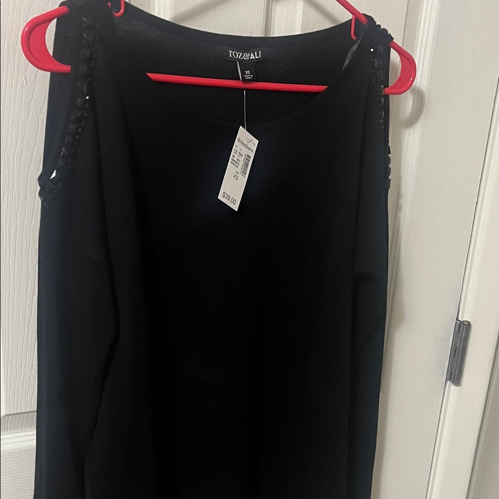 Roz & Ali Elegant Black Blouse